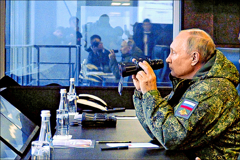 美国官员指出，俄军在乌战事愈是不顺，总统普廷愈是干预指挥官决策。（美联社档案照）(photo:LTN)
