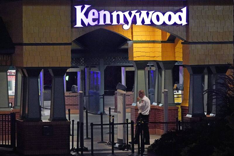 美国宾夕法尼亚州一座游乐园内24日传出枪击案，疑似游客间纠纷导致开火，已知3人受伤。（美联社）(photo:LTN)