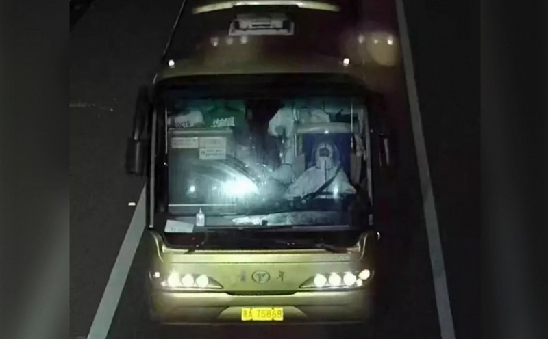 贵州防疫巴士事故，毕节市4官遭立案调查，目的是为了「确保实现社会面清零」。（取自网路）(photo:LTN)