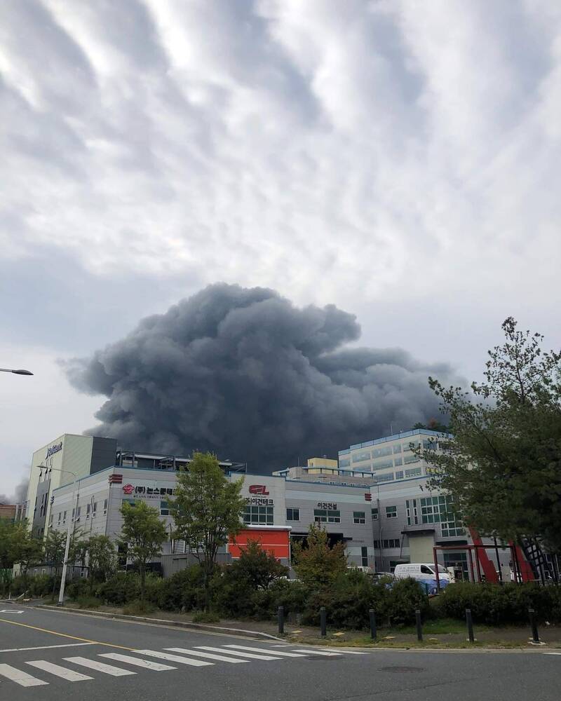 南韓大田現代Outlet大火 傷亡狀況不明 - 國際 - 自由時報電子報