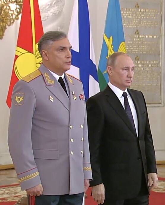 现任俄罗斯陆军副司令马托夫尼科夫（Alexander Matovnikov，左），被点名是热门参谋总长人选。（图撷取自克里姆林宫官网）(photo:LTN)