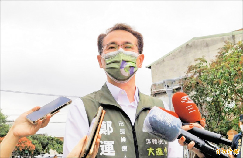 張善政造勢也動員遊覽車，鄭運鵬批為了選舉雙重標準、無中生有。（記者鄭淑婷攝）