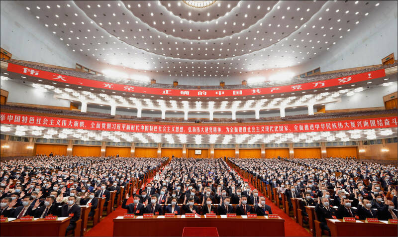 中共20大主席團46名常委 江澤民等大老排27名後 105歲宋平也在列 - 國際 - 自由時報電子報