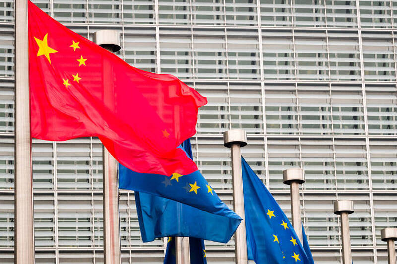 英国《金融时报》17日披露，欧盟一份最新内部报告建议，欧盟官方应强化对中态度，开始视中国为「全面性竞争对手」，限缩双方潜在的交流领域。（彭博）(photo:LTN)