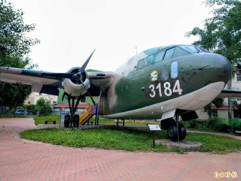 南投集集鎮軍史公園，結合軍機打造成共融特色公園。（記者劉濱銓攝）