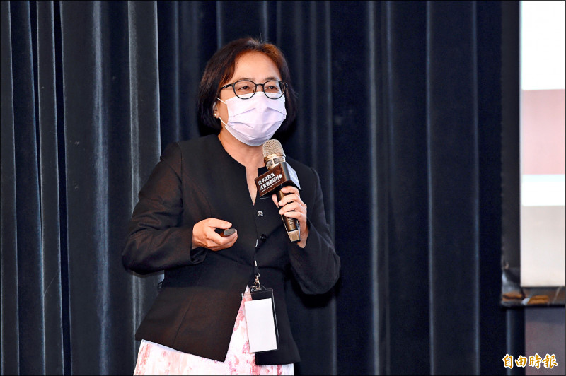「公平法院及法官迴避研討會」22日在集思台大會議中心舉行,圖為中正大學法律學系教授盧映潔。(記者叢昌瑾攝) 「公平法院及法官迴避研討會」22日在集思台大會議中心舉行,圖為中正大學法律學系教授盧映潔。(記者叢昌瑾攝)