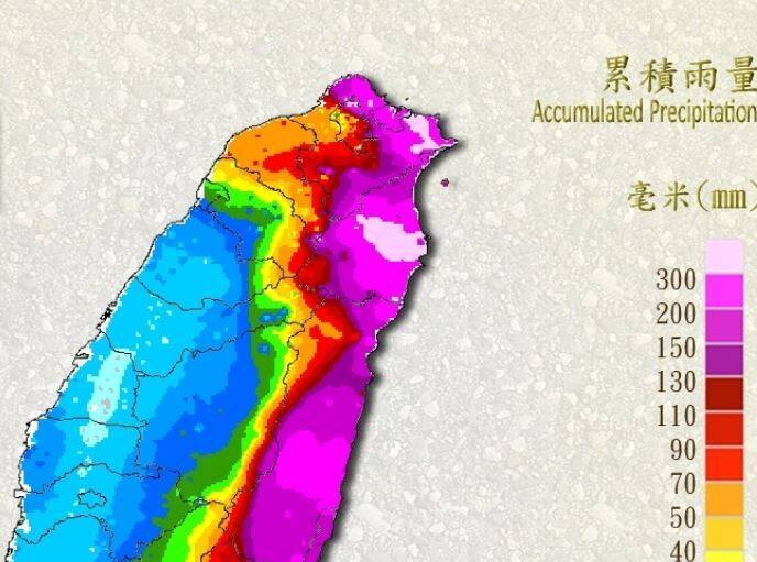 氣象局宜蘭縣南澳鄉西帽山測站10月累積雨量高達4574毫米，刷新全國單月降雨紀錄；主因除了東北季風，10月中旬過後每個週末都有熱帶系統影響，超大豪雨飆出單日累積近700毫米，一舉打破1974年10月宜蘭三星鄉圓山（台電所屬測站）4410毫米的單月降雨紀錄。累積雨量示意圖。（圖擷取自中央氣象局網站）