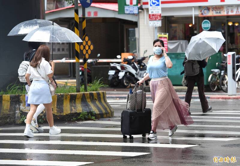 中央氣象局指出，今天（3日）台灣附近水氣稍多。（資料照）