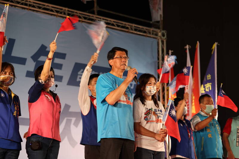 副總統賴清德取消「團結會贏 祈福參拜」站台行程。謝龍介認為因槍擊案，賴清德會與黃偉哲做切割。（謝龍介競辦提供）
