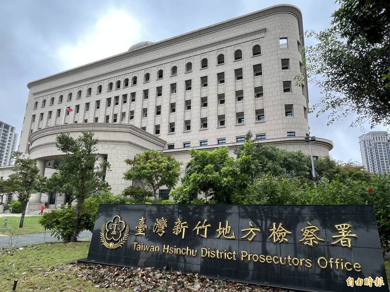 新竹查賄團隊接獲檢舉，新竹縣湖口鄉陳姓縣議員候選人涉嫌在今年8至9月間，透過王女，以每票1000元向選民現金買票。 （記者廖雪茹攝）