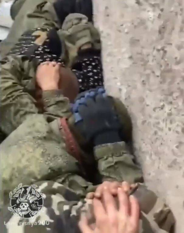有一批俄罗斯士兵被乌军俘虏。（图撷自推特）(photo:LTN)