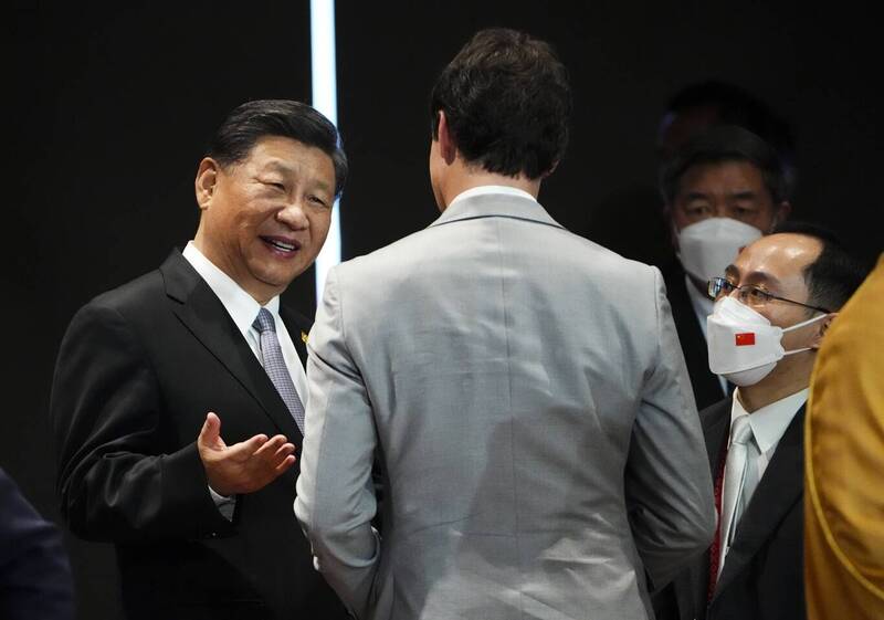 G20峰会期间，中国国家主席习近平训斥加拿大总理杜鲁道的画面疯传全球，引起争议。但中国方面随即启动审查机制，不但删除影片，连带有杜鲁道、创造条件等词的网文也被删除。（美联社）(photo:LTN)