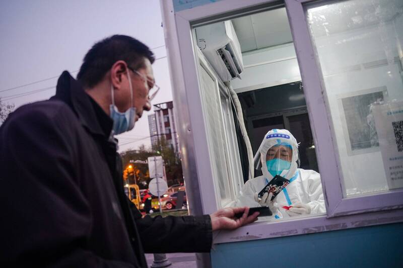 近日，中国河南有一核酸检测站推出「VIP服务」，只要缴交年费就能快速拿到检测报告。（欧新社）(photo:LTN)