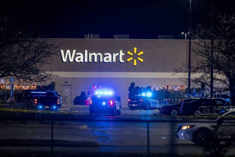 美國維吉尼亞州一間沃爾瑪賣場在當地時間22日晚間發生槍擊案，目前已知包括槍手在內有7人死亡。（歐新社）