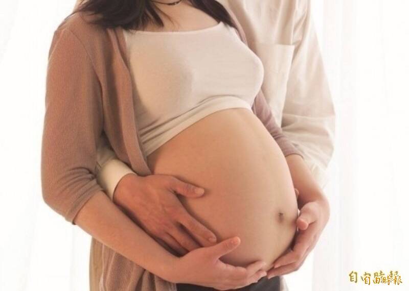 「懷孕師」免費播種 助不孕夫妻省百萬治療費
