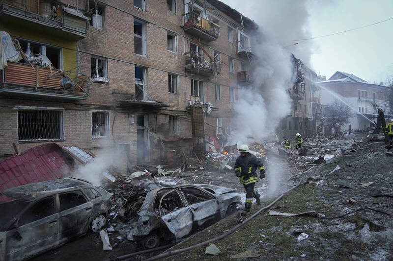 基辅周边地区遭受俄罗斯飞弹攻击。（美联社）(photo:LTN)