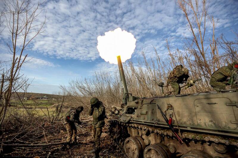 英国国防部发布战情报告，指出俄军在乌东顿内茨克州巴赫穆特投入大量兵力，未来可能会试图包围该城。（欧新社）(photo:LTN)