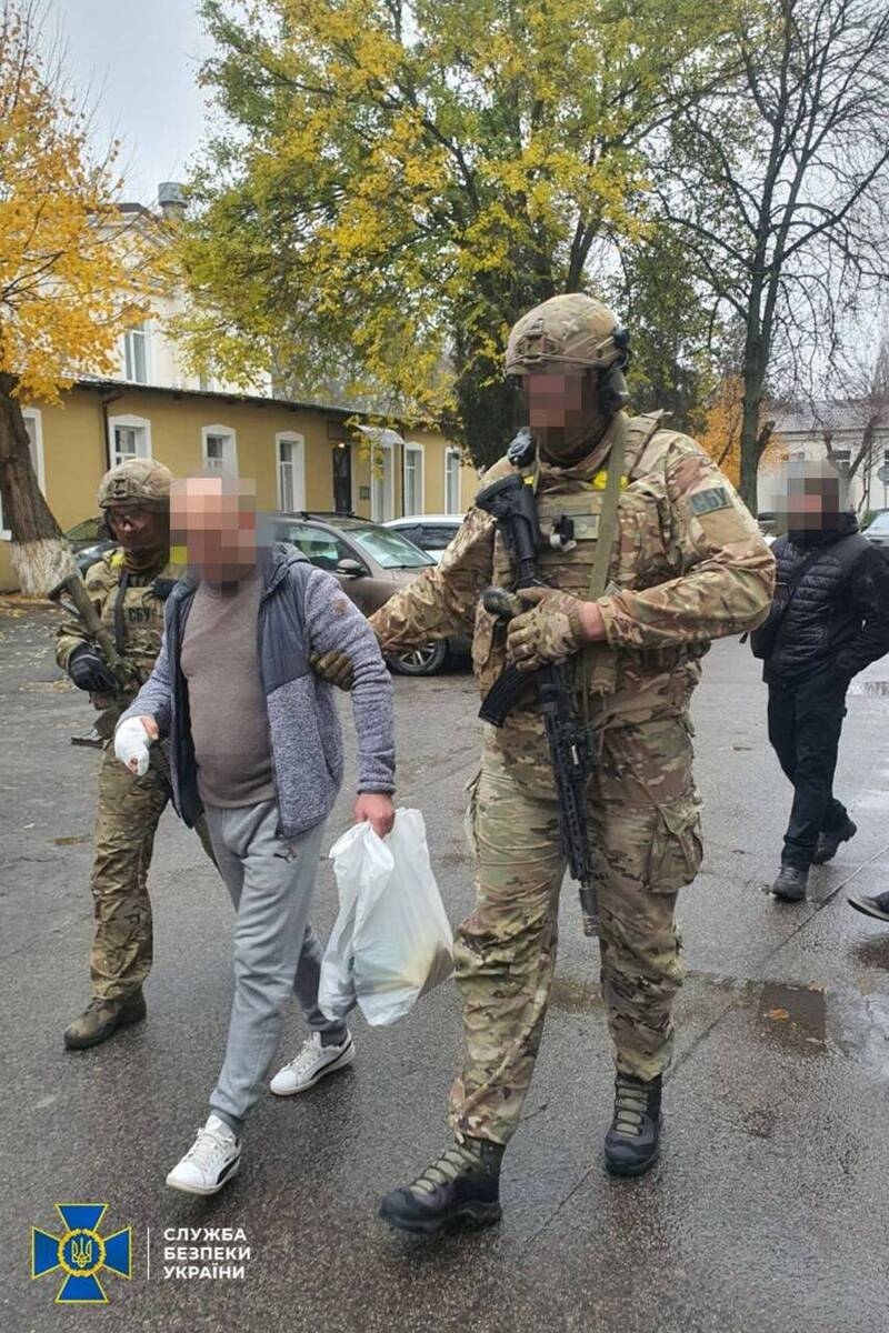 俄军控制的「国际结算银行」（International settlement bank）的一间分行负责人被乌克兰国家安全局逮捕。（图撷自推特）(photo:LTN)