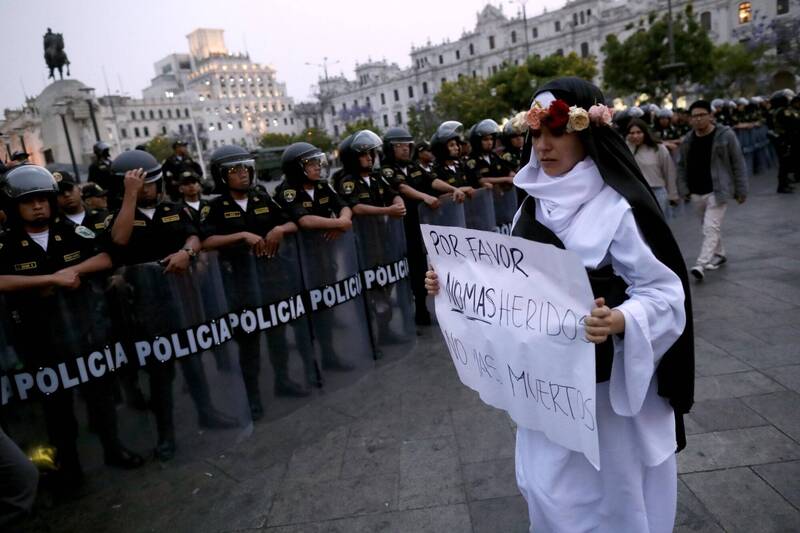 秘鲁近日爆发示威抗议，造成20人死亡，300名游客被困在马丘比丘。（欧新社）(photo:LTN)
