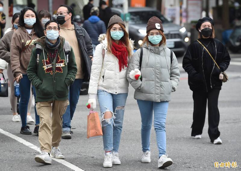 氣象局提醒，週二清晨台南以北及宜蘭地區低溫約10至14度，其他地區16、17度，新竹至台南、南投及金門有局部10度以下溫度發生的機率。（資料照）