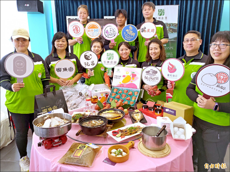 枋寮地區店家力挺午仔魚產業，聯手推出午仔魚、蓮霧主題料理。（記者蔡宗憲攝）