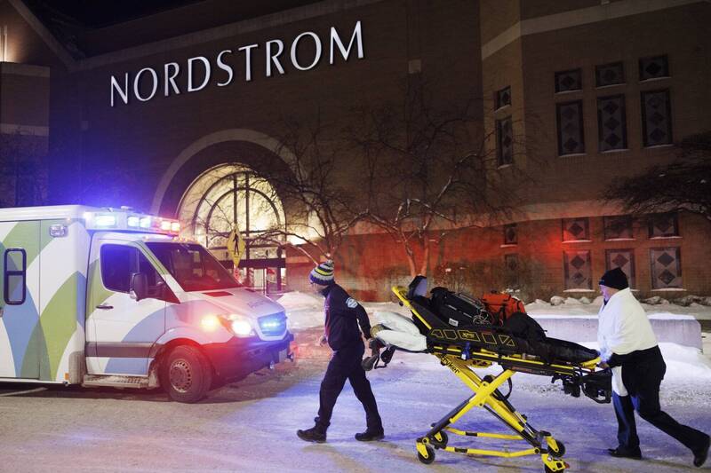 美国明尼苏达州的购物中心Mall of America发生枪击案，1名19岁青年中弹身亡。（美联社）(photo:LTN)