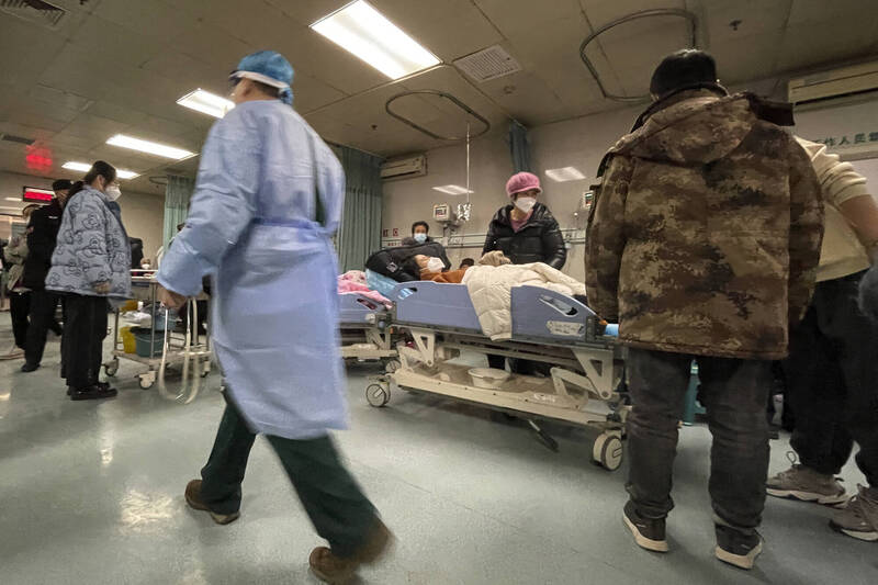 中国多地疫情告急，医疗系统面临崩溃。（美联社）(photo:LTN)