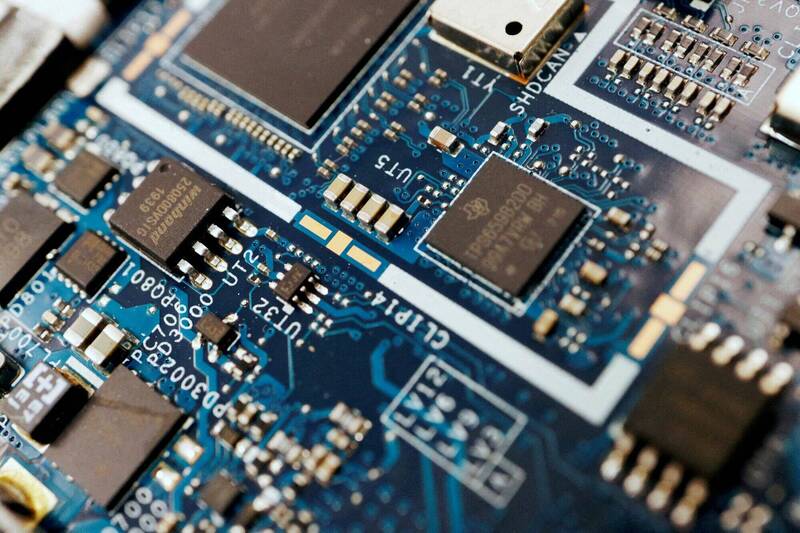 电脑主机板的晶片。（路透档案照）(photo:LTN)