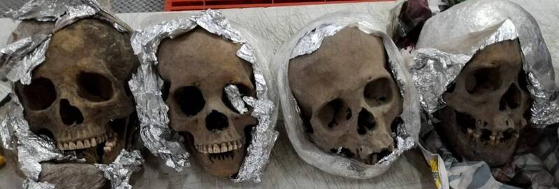 墨西哥机场30日在1包裹内发现4颗人类头骨，该包裹预计被寄往美国南卡罗莱纳州。（路透）(photo:LTN)