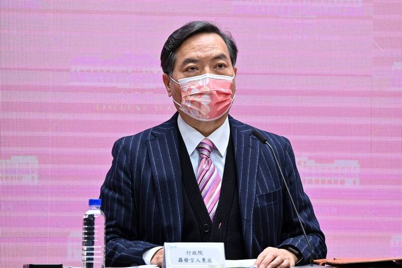 行政院長蘇貞昌昨宣布全民普發600億元現金,詐騙集團蠢蠢欲動,行政院發言人羅秉成今(5)日在院會後記者會表示,確實有掌握到相關情資。(行政院提供) 行政院長蘇貞昌昨宣布全民普發600億元現金,詐騙集團蠢蠢欲動,行政院發言人羅秉成今(5)日在院會後記者會表示,確實有掌握到相關情資。(行政院提供)