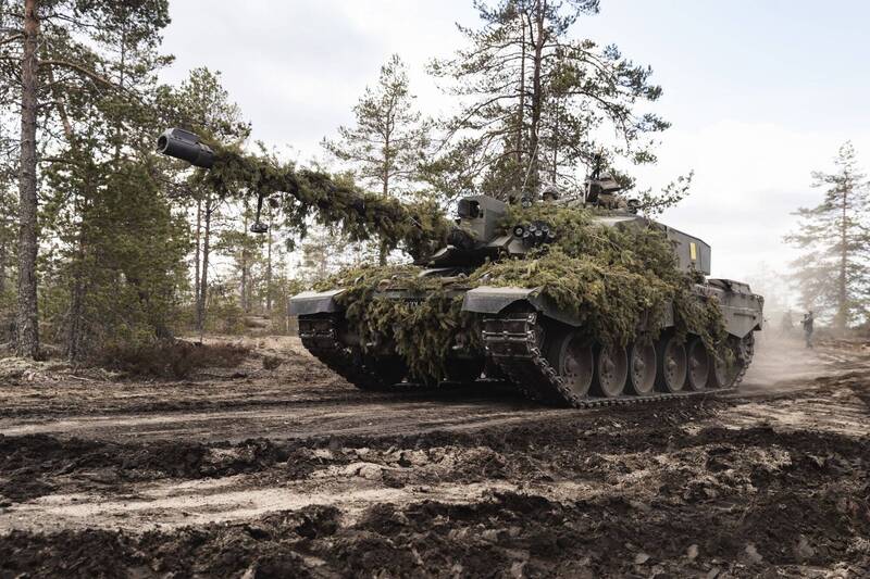 若英國真的提供烏克蘭「挑戰者2式」，英國將會成為第一個提供烏克蘭主戰車（MBT）的西方國家。（彭博）