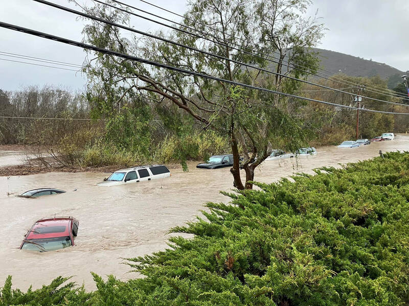 洪水造成居民严重财损。（路透）(photo:LTN)