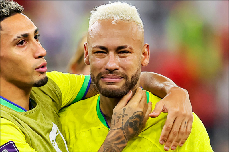 Neymar 'psychologically destroyed' by World Cup exit