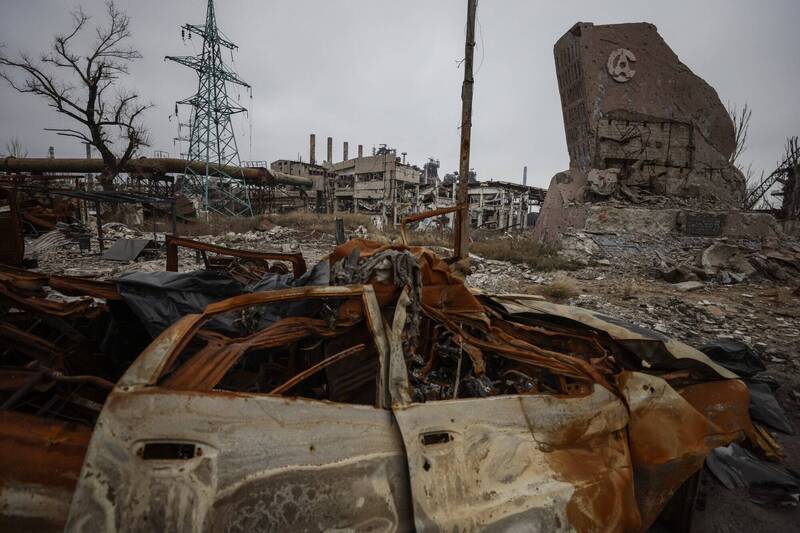 沦陷后的亚速钢铁厂近况曝光，只见大部分厂区内的建筑都被摧毁，对外道路也几乎被破坏。（欧新社）(photo:LTN)