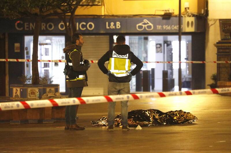 西班牙发生一起持刀攻击教堂事件，警方认为可能涉及恐怖攻击。（欧新社）(photo:LTN)