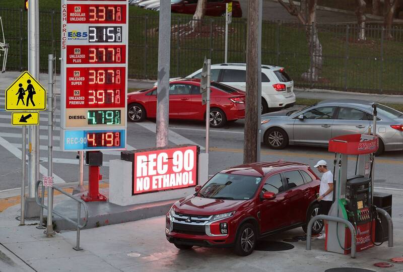顧客在美國阿拉巴馬州一間加油站驚見斷掉的男子生殖器。示意圖。(法新社) 顧客在美國阿拉巴馬州一間加油站驚見斷掉的男子生殖器。示意圖。(法新社)