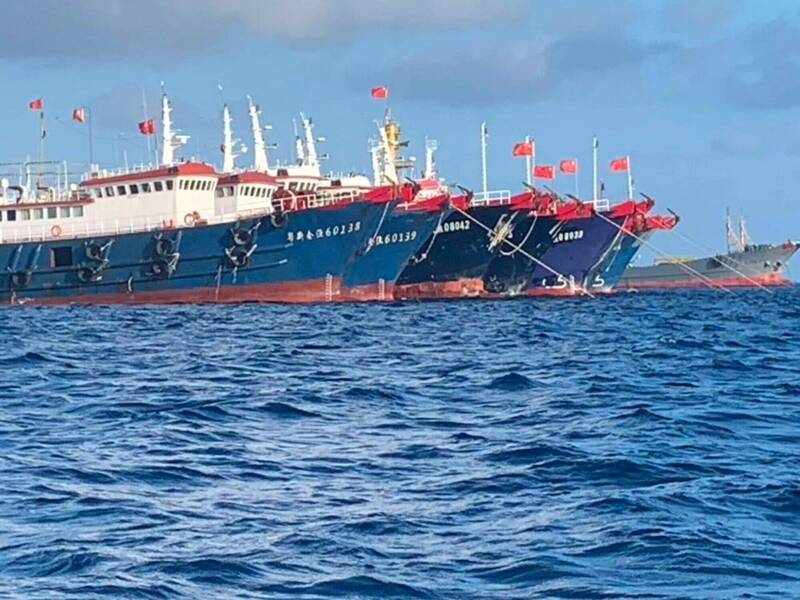 [情報] 菲律賓指控中國海巡試圖攔截菲國海軍