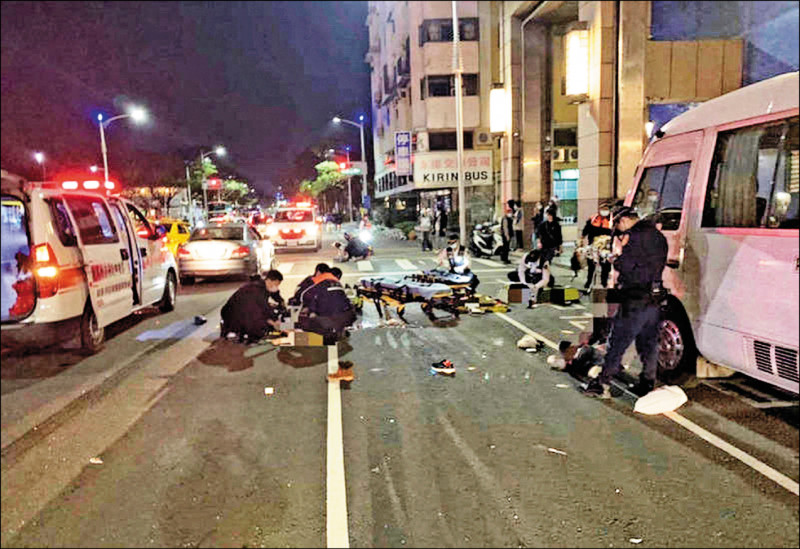 男子黃子洋前年酒後無照駕駛BMW轎車，於高市愛河旁道路肇事，釀成林姓一家四口1死3傷慘案，高雄高分院昨天宣判，從重判處黃男有期徒刑9年10月。（資料照）