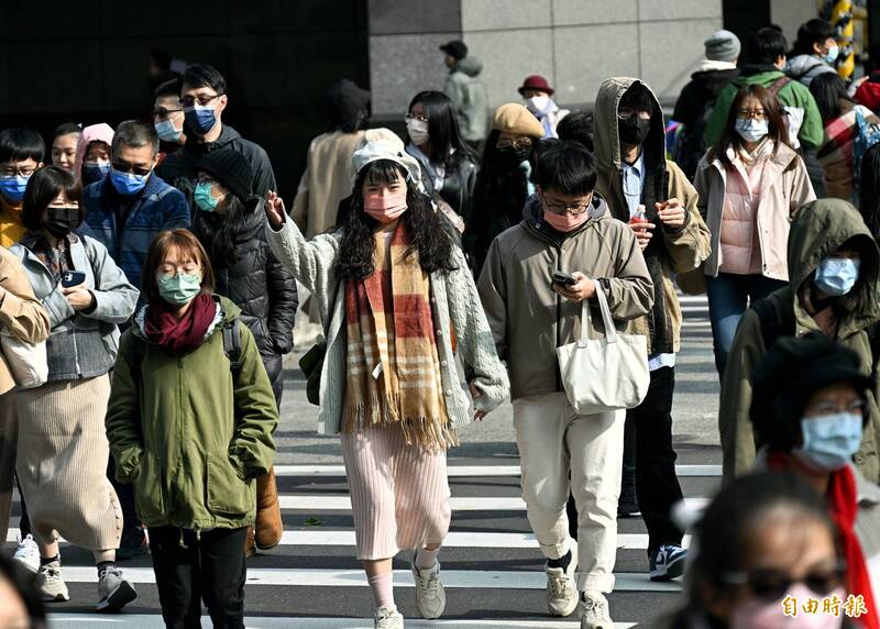 北部及東北部今日整天感受偏冷，其他地區早晚也偏冷，清晨各地低溫約13至15度。（資料照）