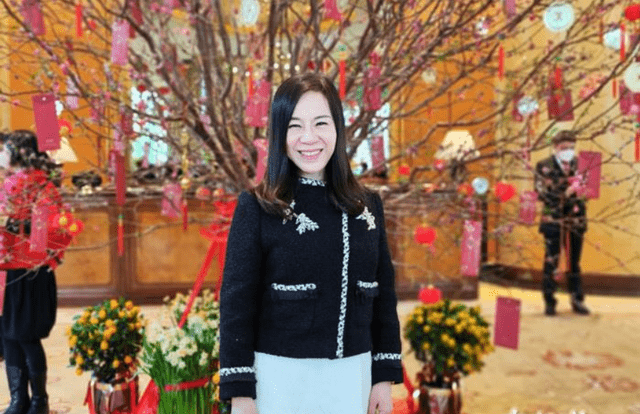 61歲的「台灣女孩」凌友詩，近日針對兩岸關係提出建議。（圖翻攝自推特）