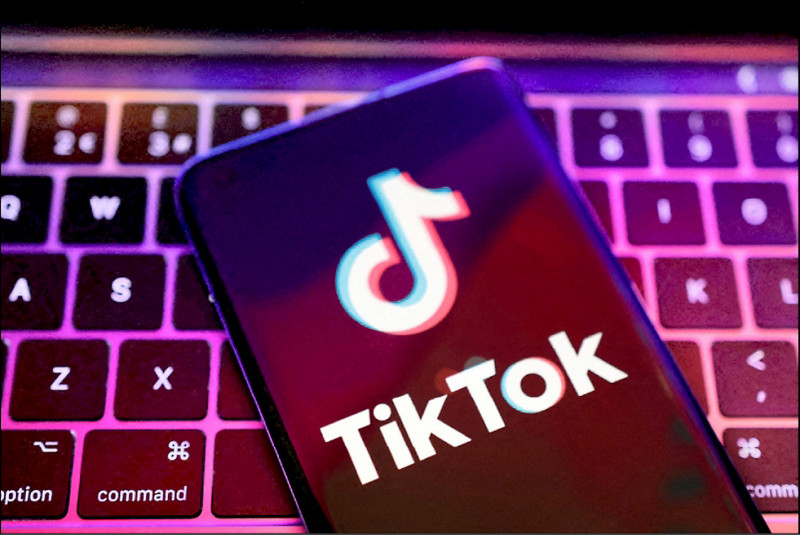 是否擴大禁用TikTok,行政院官員昨表示,尚需蒐集研析國際相關作法,評估在技術面及法制面的可行性。(路透檔案照) 是否擴大禁用TikTok,行政院官員昨表示,尚需蒐集研析國際相關作法,評估在技術面及法制面的可行性。(路透檔案照)
