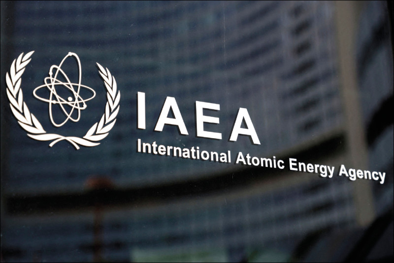 國際原子能總署(IAEA)十六日證實,該署十四日檢查發現利比亞境內一處遭戰亂摧殘地點原貯放的二.五噸天然鈾失蹤,十五日已通知各會員國。(路透檔案照) 國際原子能總署(IAEA)十六日證實,該署十四日檢查發現利比亞境內一處遭戰亂摧殘地點原貯放的二.五噸天然鈾失蹤,十五日已通知各會員國。(路透檔案照)