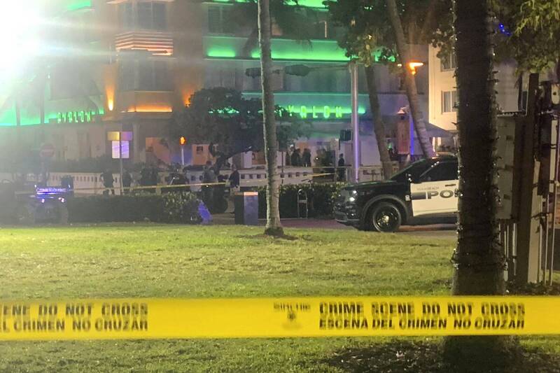 迈阿密海滩当地时间17日晚间发生枪击案，已知一死一伤。（美联社）(photo:LTN)