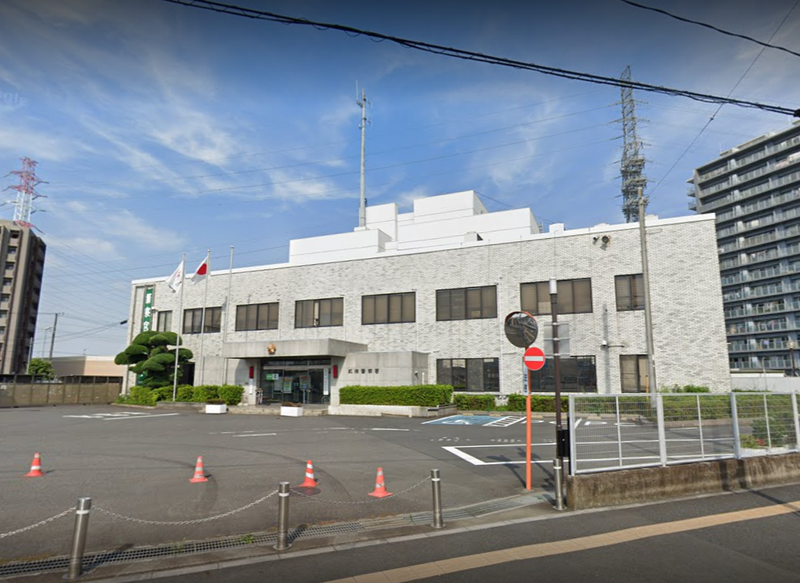日本埼玉县2名女性医护到民宅看诊，孰料却遭无业男子控制行动。埼玉县武南警察署示意图。（图撷自Google街景）(photo:LTN)