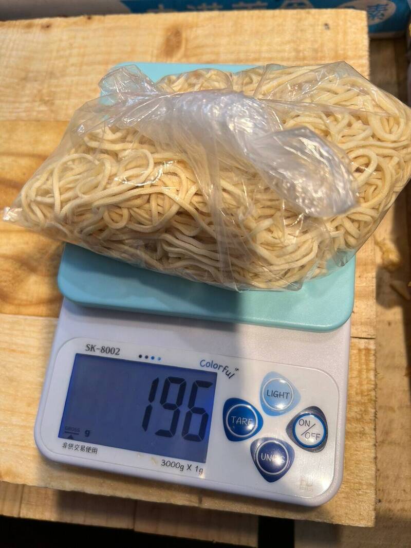 台北市衛生局清明節前抽驗祭祀食品，發現豆干絲不合格。 （北市衛生局提供）