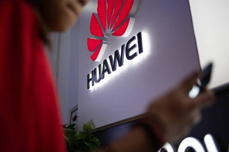 比利時情報機構正仔細調查有中國解放軍背景的華為公司（Huawei）運作，布魯塞爾當局對中國在歐盟和北約總部周圍進行情蒐間諜活動的疑慮升高。（法新社）