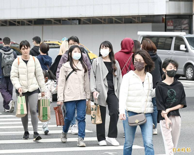 因東北季風增強，北部及東北部今日白天高溫略微下降，來到22至24度。（資料照）