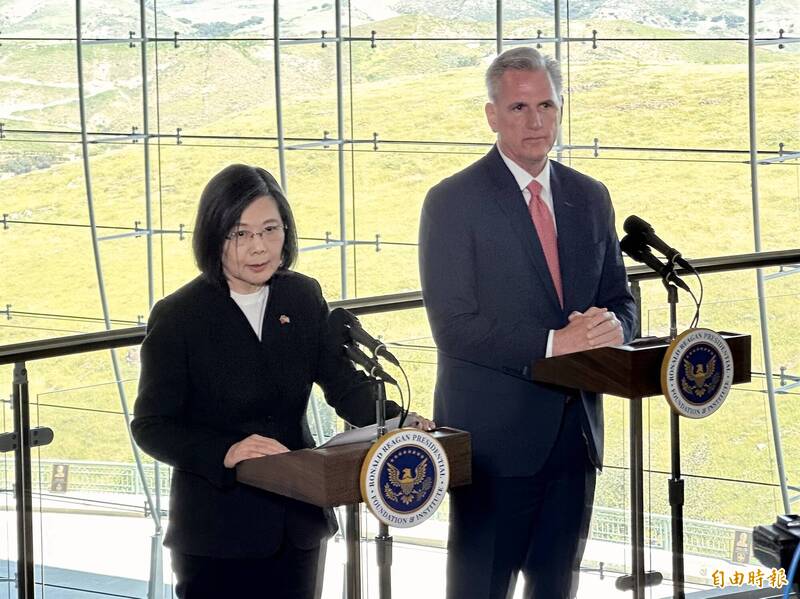 蔡總統表示，麥卡錫及議員們的參與及支持，讓台灣了解到「我們沒有被孤立」。（記者陳昀攝）