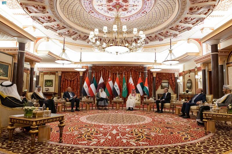 9个阿拉伯国家代表周五（14日）齐聚在沙乌地阿拉伯红海城市吉达（Jeddah），共同商讨叙利亚孤立处境结束的可能性。（法新社）(photo:LTN)