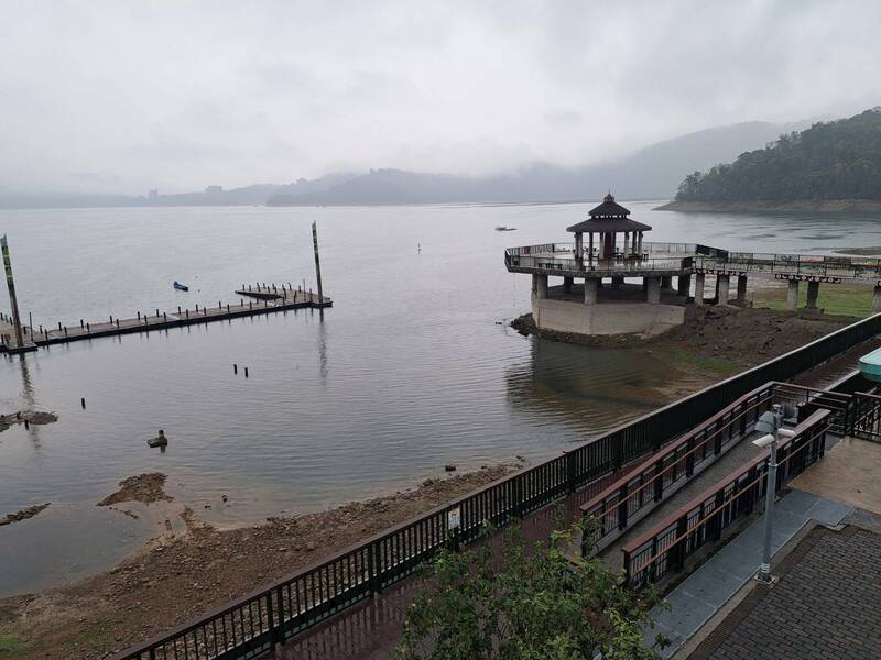 日月潭獲雨神相助，減少供應下游農水，並為水庫多蓄存62萬噸水量。（圖由民眾提供）